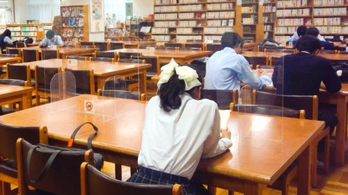 2609262　図書館11